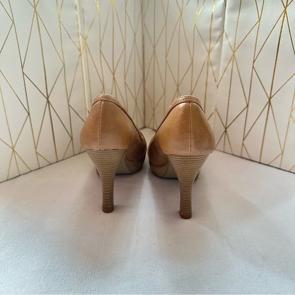 Xhilaration 3” Open Toe Wood Pumps - Tan/Brown - Size 7.5 - Picture 8 of 11